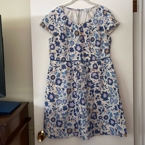 Boden Knee Length Floral Cap Sleeve Dress Size 14R - Picture 2 of 6